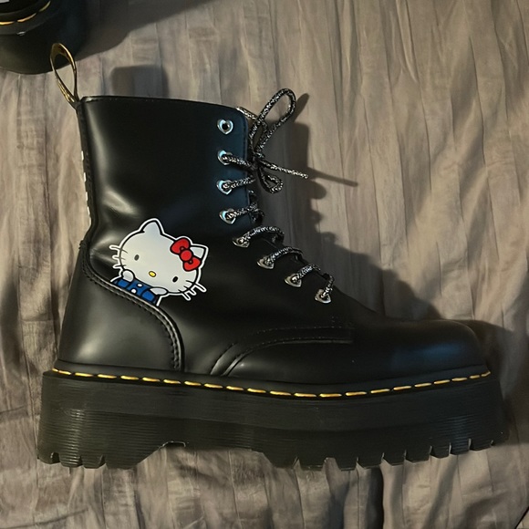 Dr. Martens Shoes - Hello Kitty Jadon Platform Dr.Martin Zip Up/Lace Up Boots